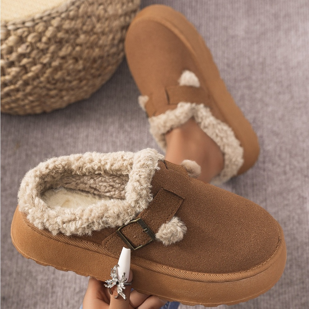 BOUTIQUE Faux Fur Shearling Thermal Fuzzy Buckle Platform Slippers, in Caramel - Picture 4 of 12